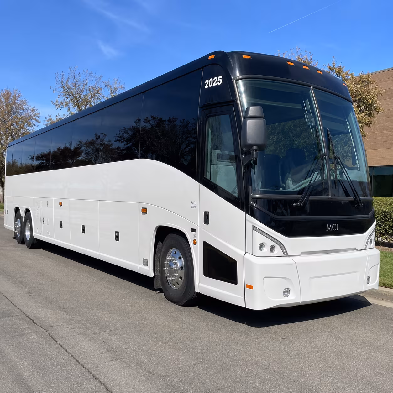 compare long distance buses to milwaukee madison fargo and beyond