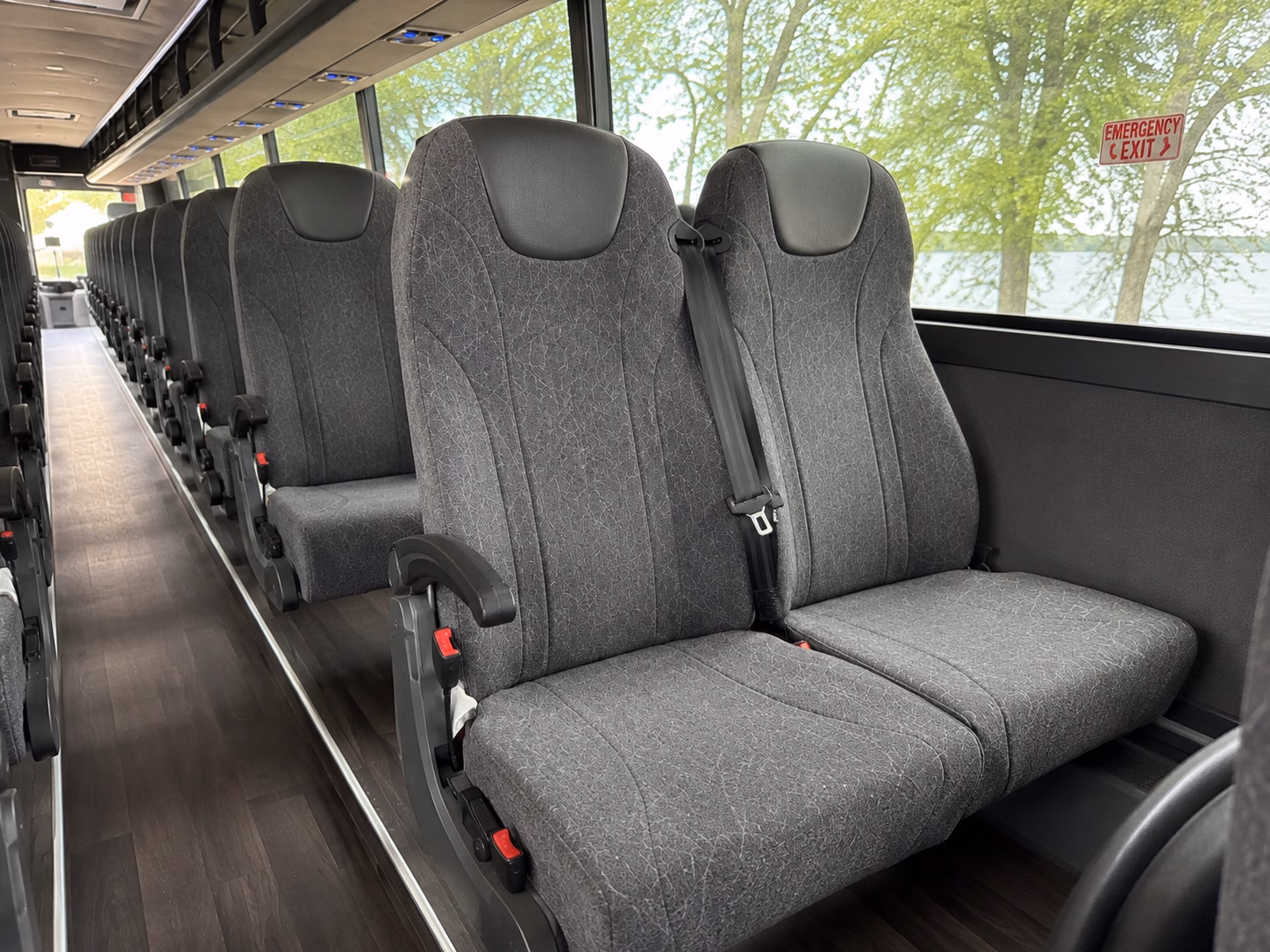 lincoln rent a charter bus for your lincoln school field trip