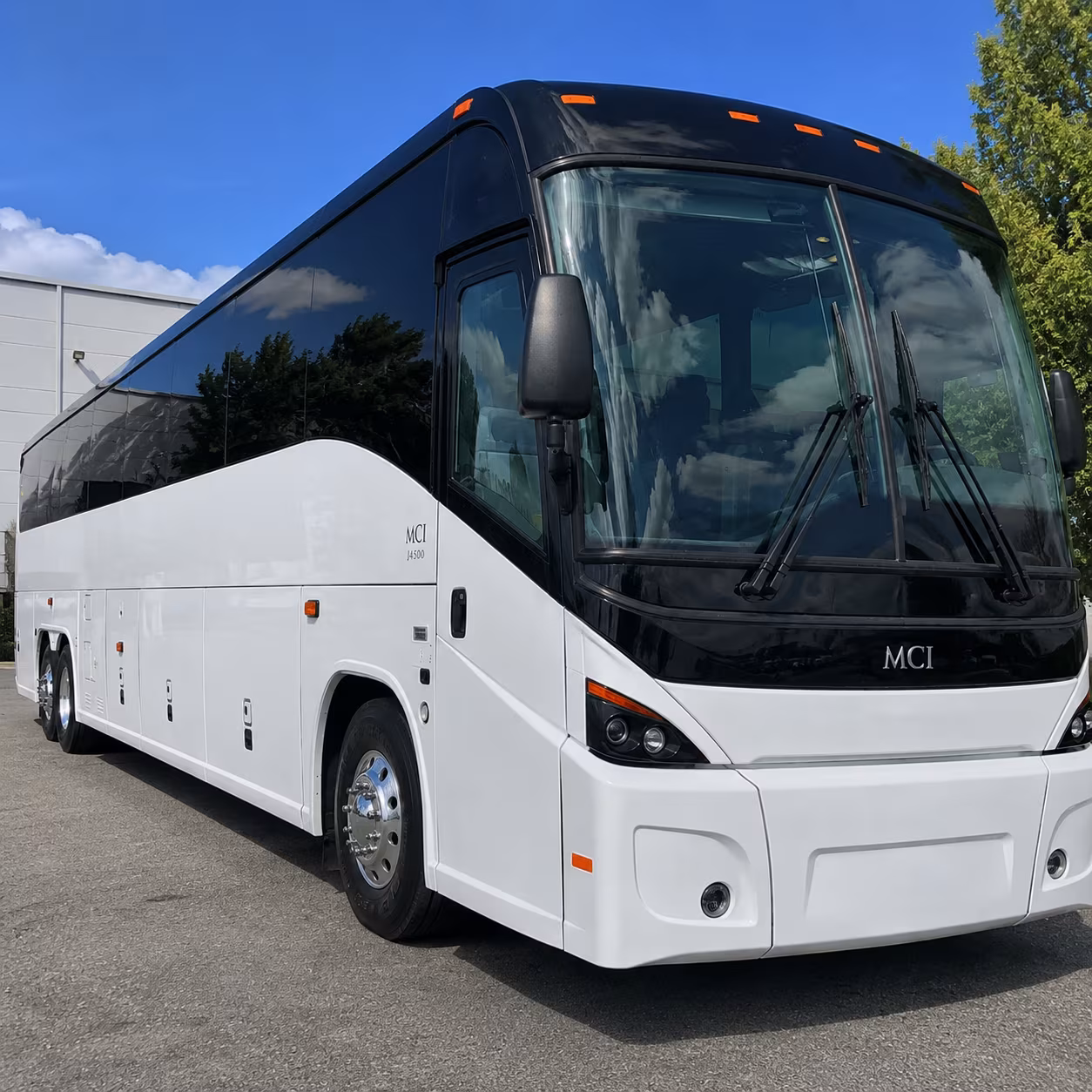 lincoln wedding shuttle bus rentals in lincoln