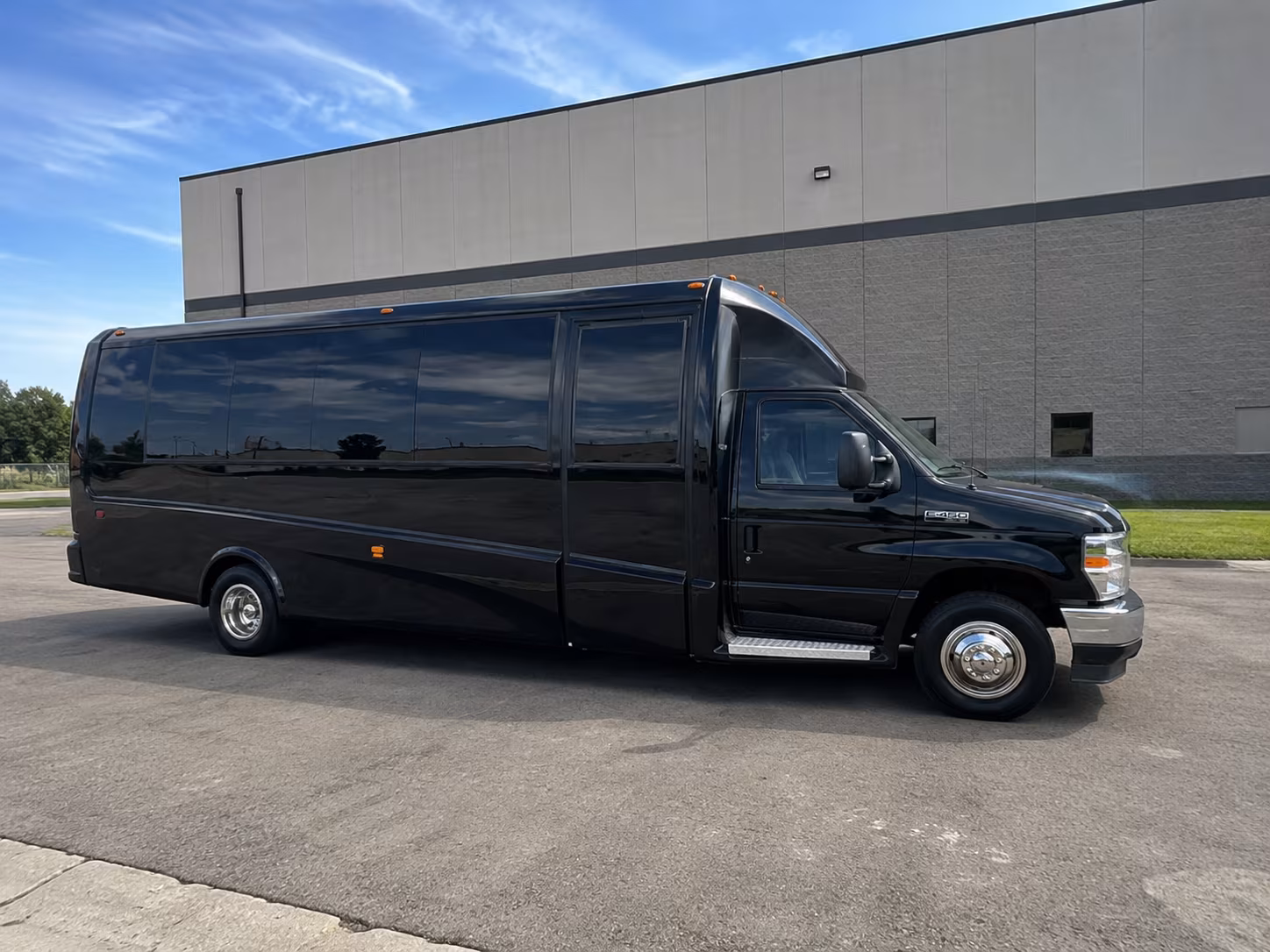 omaha winery transportation for your tasting group