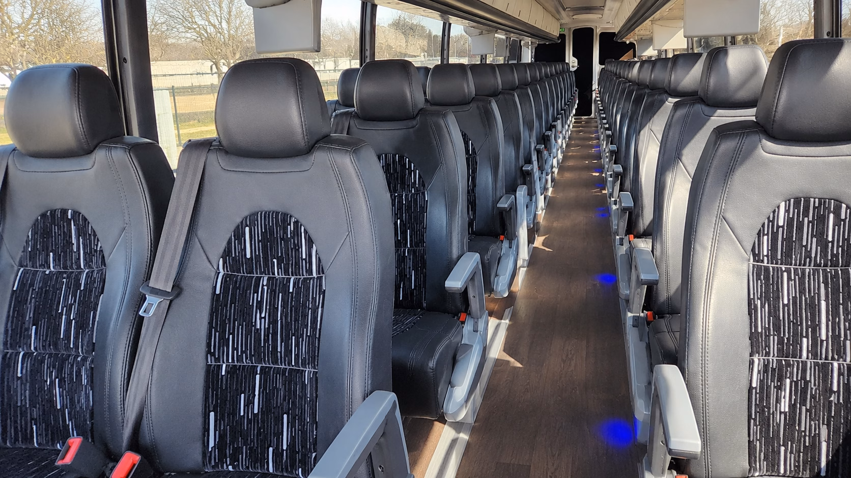 sioux falls private shuttles for sioux falls church group pickups and drop offs